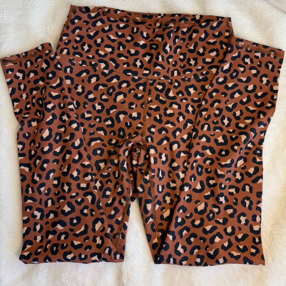 Fabletics Boost PowerHold High-Waisted 7/8 Legging in Leopard Print